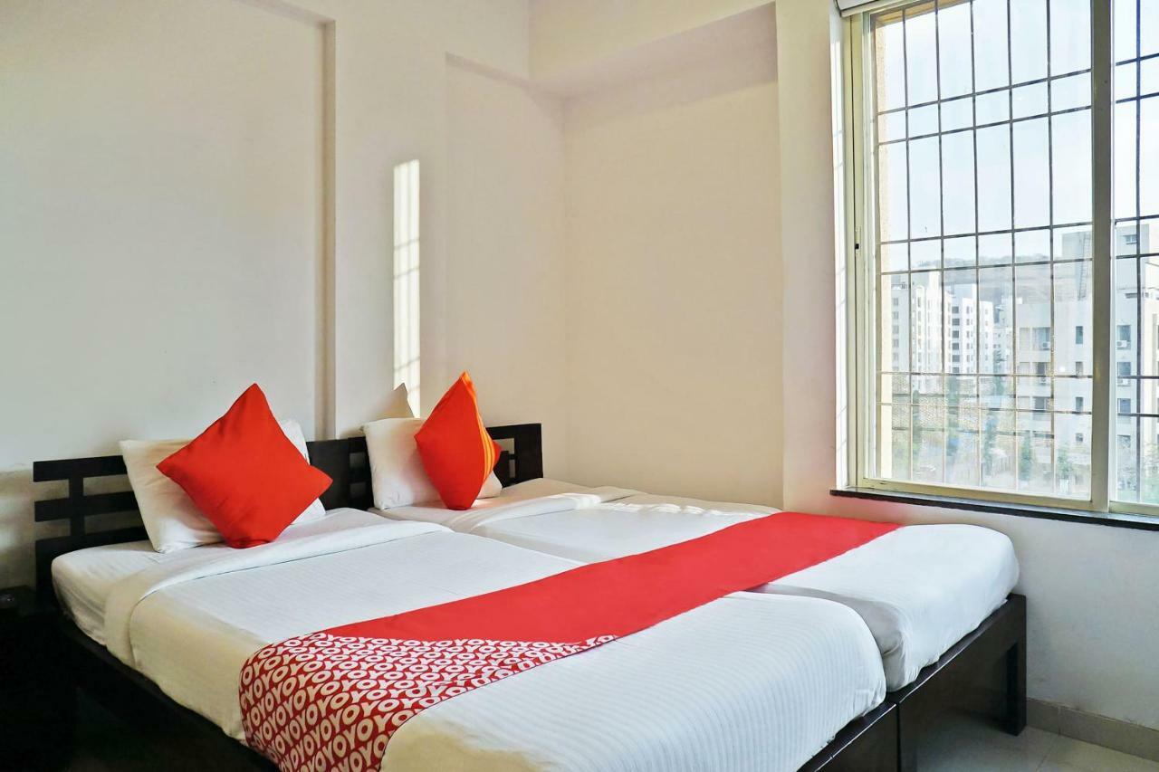Oyo 12227 Hotel Resonare Baner 푸네 외부 사진