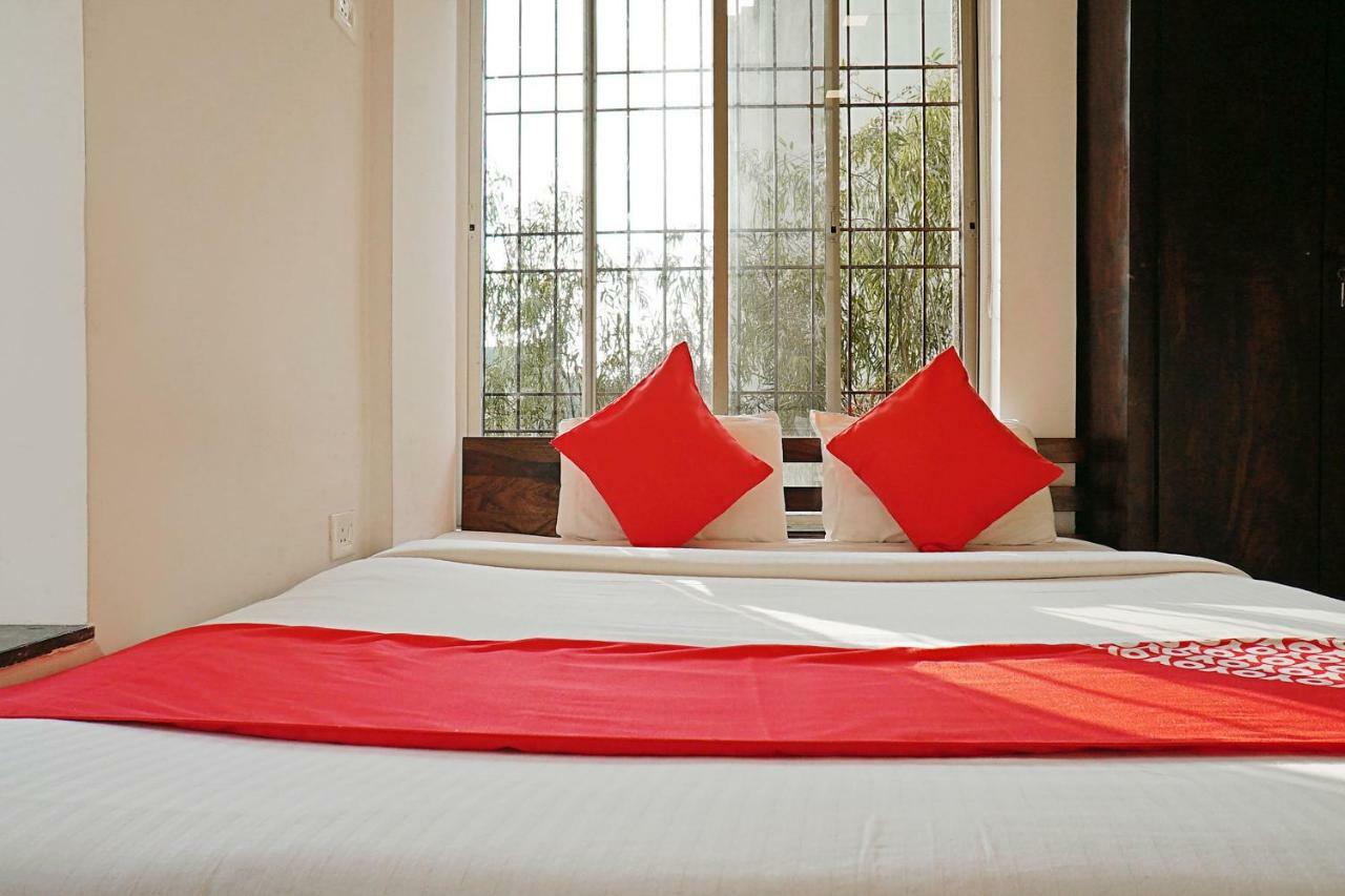 Oyo 12227 Hotel Resonare Baner 푸네 외부 사진