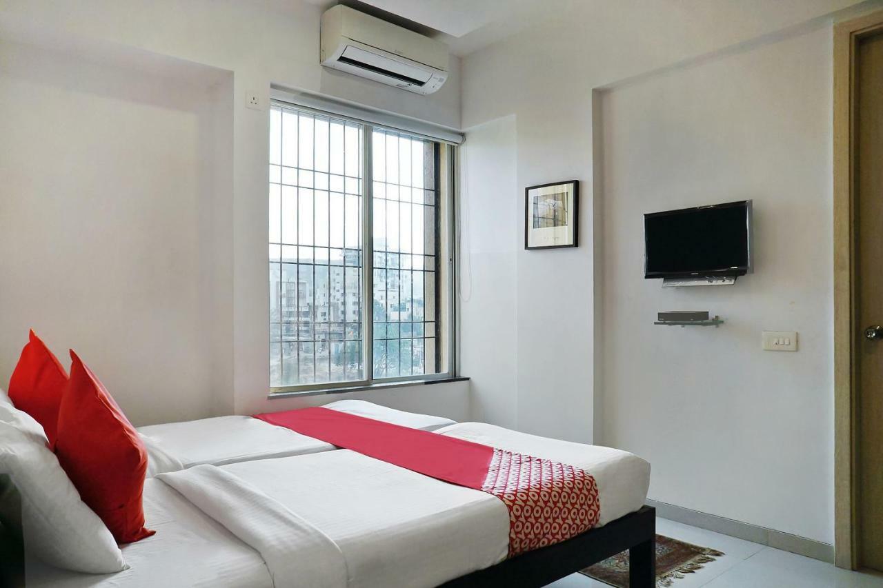 Oyo 12227 Hotel Resonare Baner 푸네 외부 사진